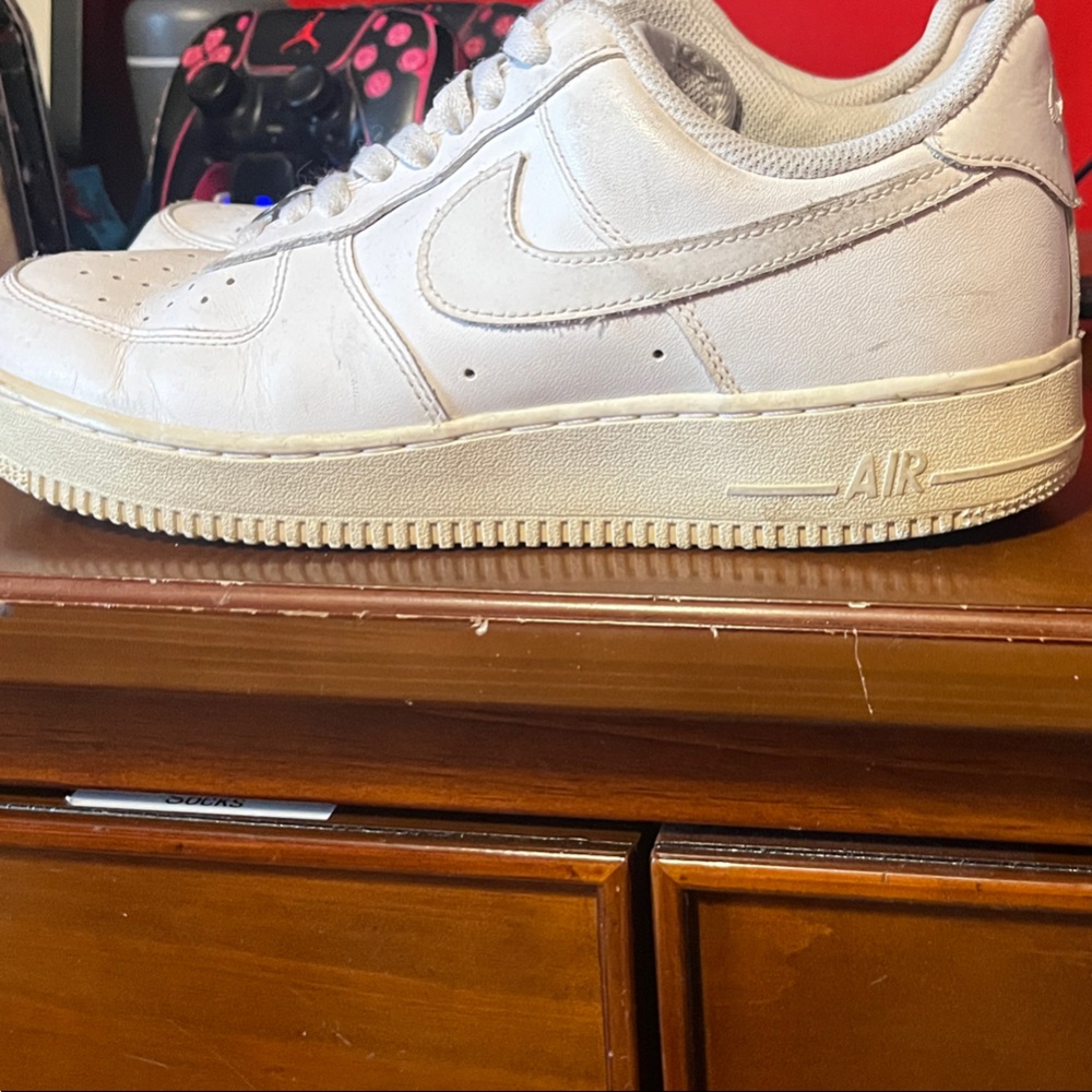 Nike Air Force 1 White Sneakers